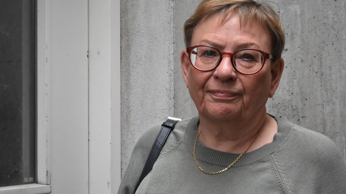 Der Lugter Dårligt Nogle Steder I Kælderen, Mener Beboer Lisbeth Jensen.