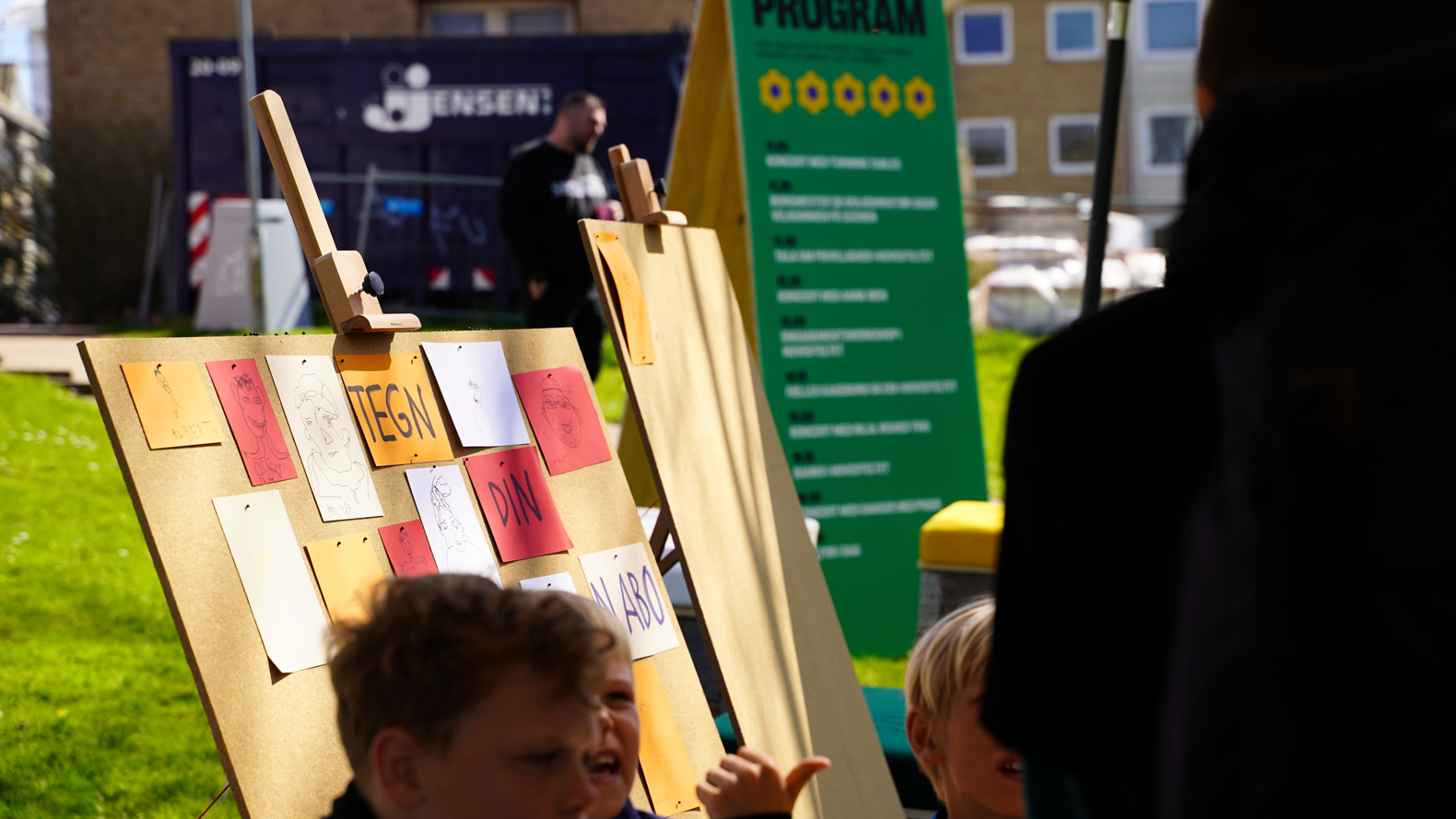 B8002790 6856 4303 8A42 3647E3152926