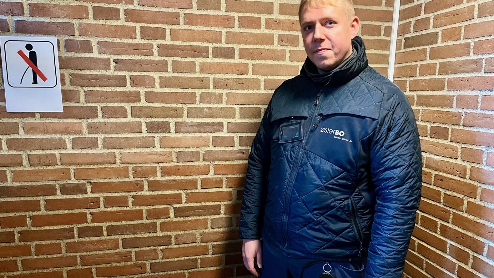 Lasse Ved Kældervæg