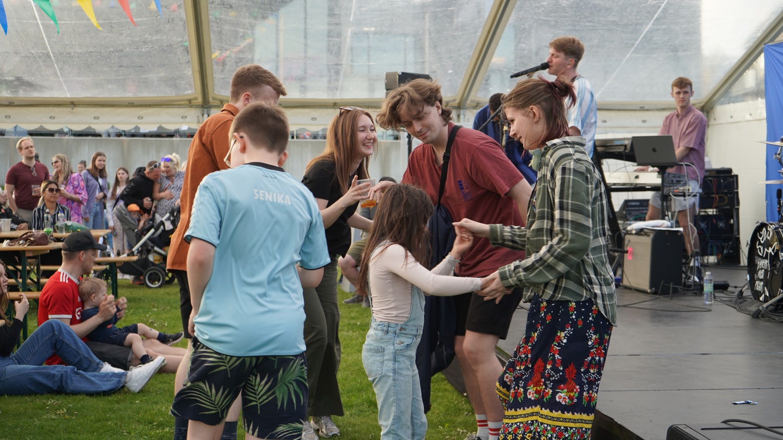 Danser Med Piger Aalborg