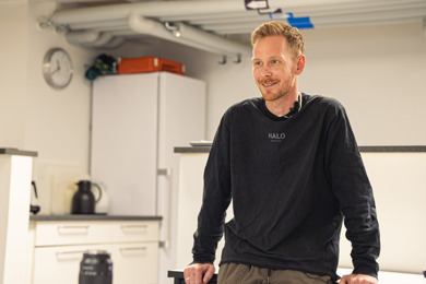 Nick er social vicevært for unge med autisme: ”Kollegiet er en øvebane i livet” image