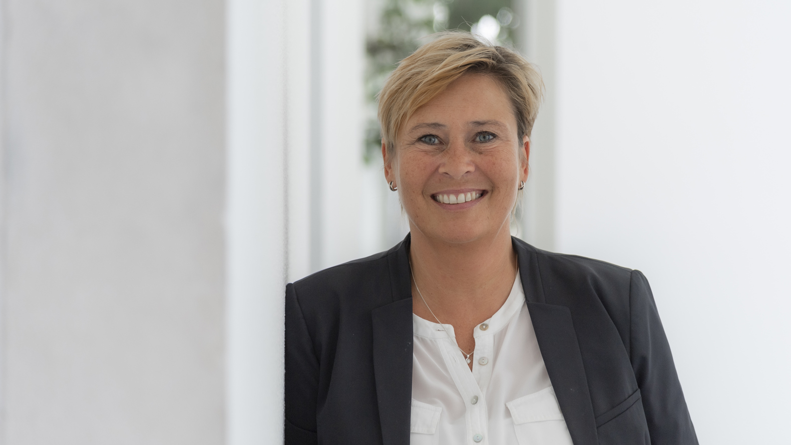 LENE Hadbjerg Domea.Dk