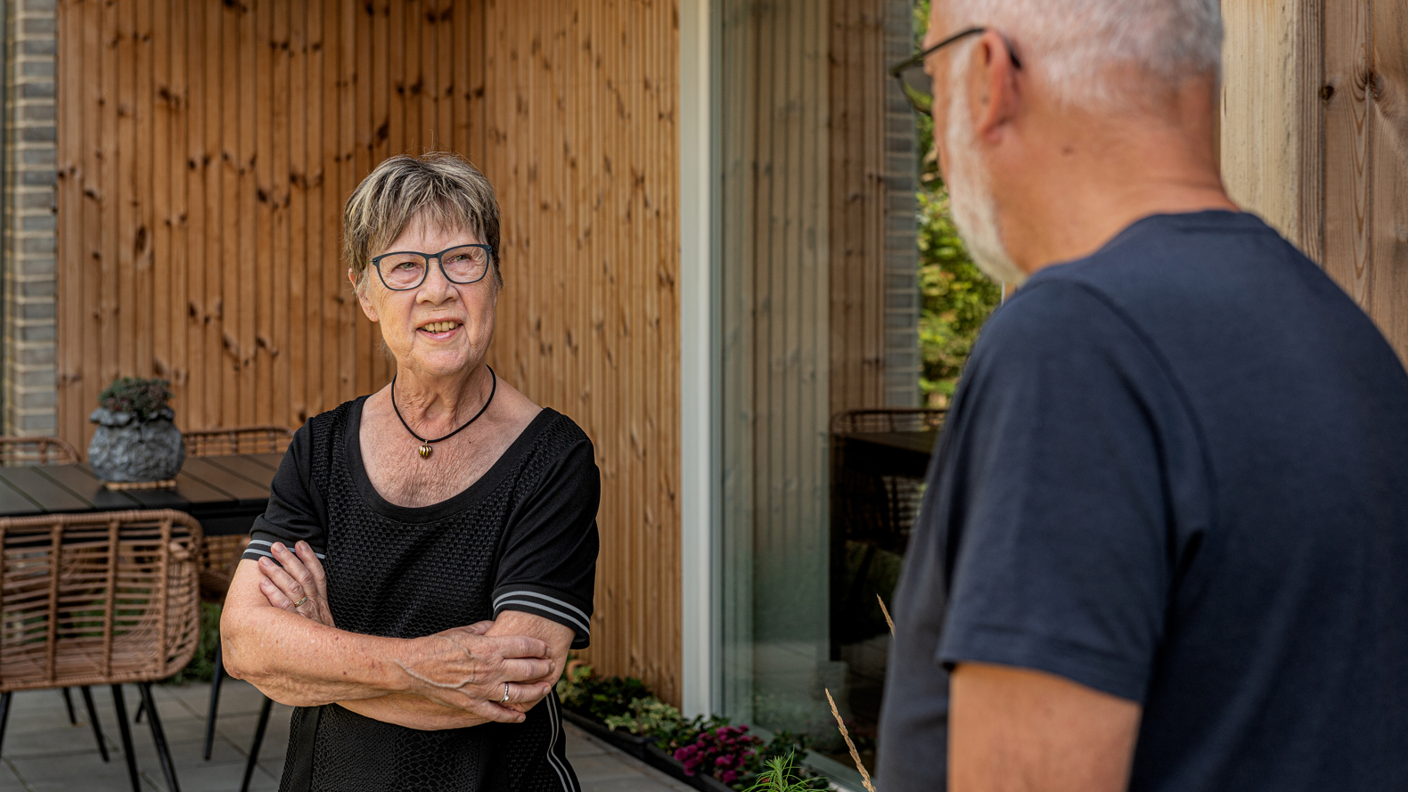 Bente Nis Hansen Og Nabo Banebyen Simon Jeppesen